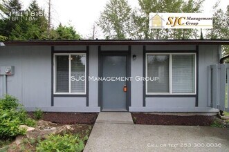 11118 SE 223rd St in Kent, WA - Building Photo - Building Photo