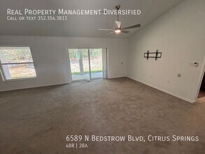 6589 N Bedstrow Blvd in Citrus Springs, FL - Foto de edificio - Building Photo