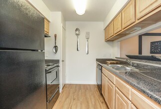 Imperial Chase in Spring, TX - Building Photo - Interior Photo
