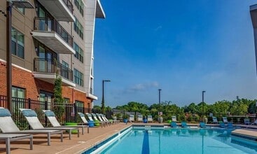 6400 Blue Stone Rd, Unit 714 in Sandy Springs, GA - Building Photo - Building Photo