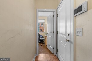 1724 Monument St in Philadelphia, PA - Building Photo