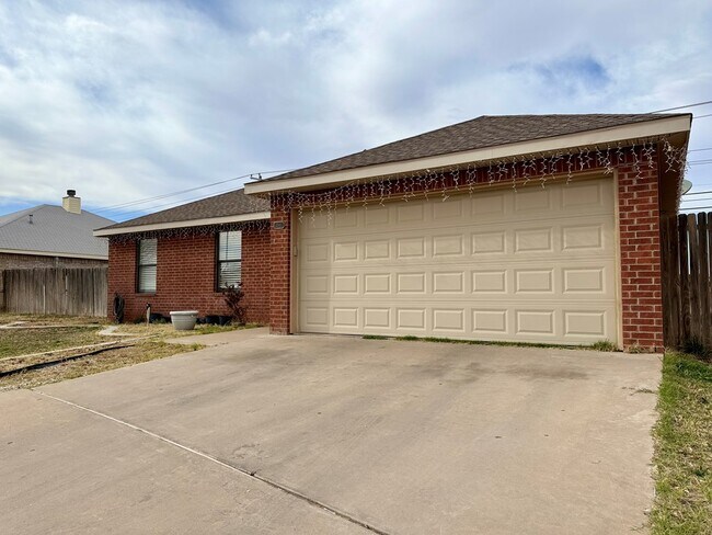 3941 Esmond Dr in Odessa, TX - Building Photo - Building Photo
