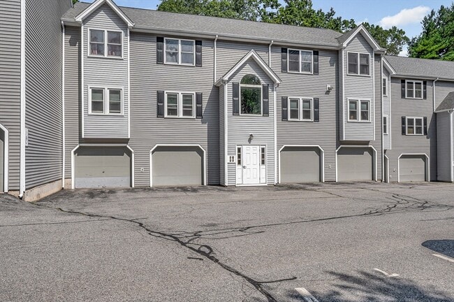 property at 124 Tennis Plaza Rd