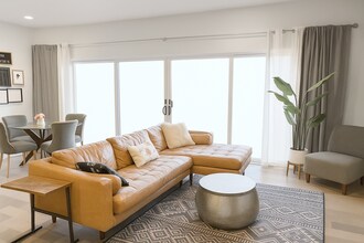 259 Bridge St in San Luis Obispo, CA - Foto de edificio - Building Photo