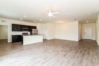 2728 NE 6th Pl in Cape Coral, FL - Building Photo - Building Photo