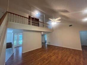 310 Shoal River Dr in Crestview, FL - Building Photo - Building Photo