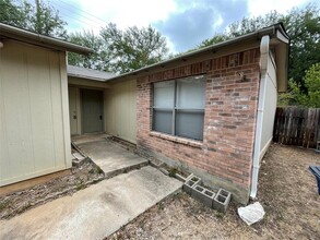 9503 Nightjar Dr in Austin, TX - Building Photo - Building Photo