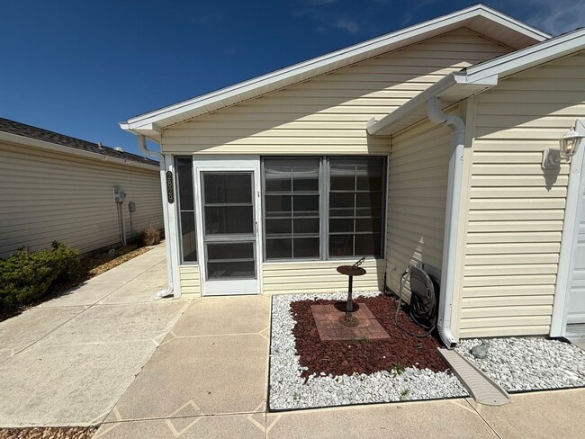 2829 Burgos Dr in the Villages, FL - Building Photo - Building Photo