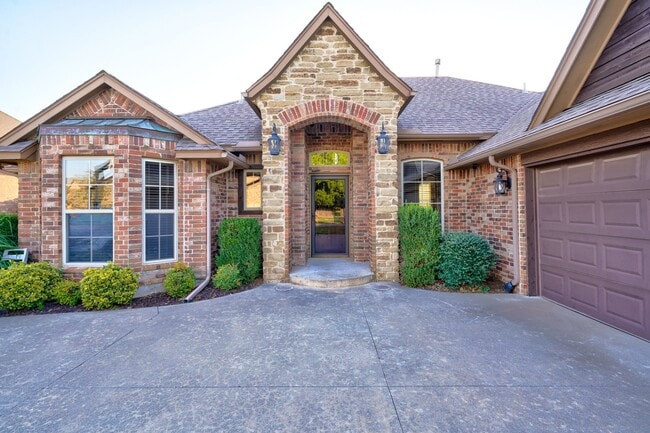 property at 812 Ryan Rd