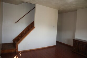 629 Woodlawn Ave in Brownsville, PA - Building Photo - Building Photo