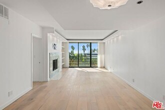 2920 Neilson Way, Unit 303 in Santa Monica, CA - Building Photo - Building Photo