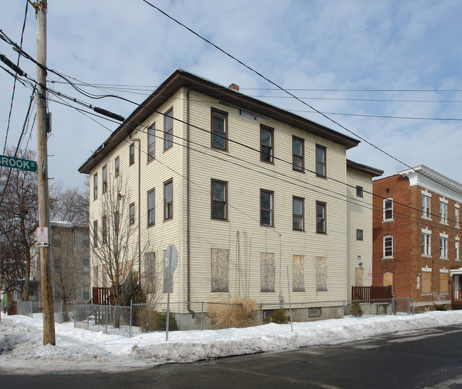 142-146 Mather St in Hartford, CT - Building Photo - Building Photo