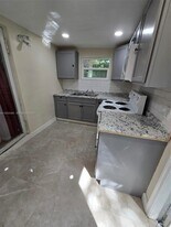 6280 SW 18th St in Miramar, FL - Building Photo