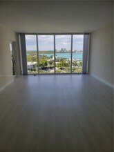 10275 Collins Ave, Unit 826 in Bal Harbour, FL - Building Photo - Building Photo