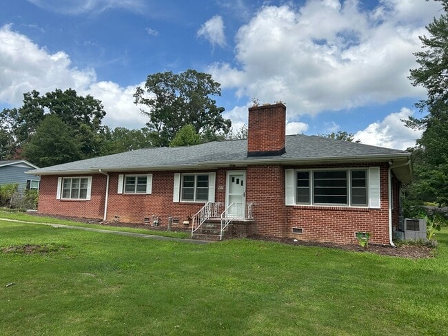 property at 407 Elizabeth Dr