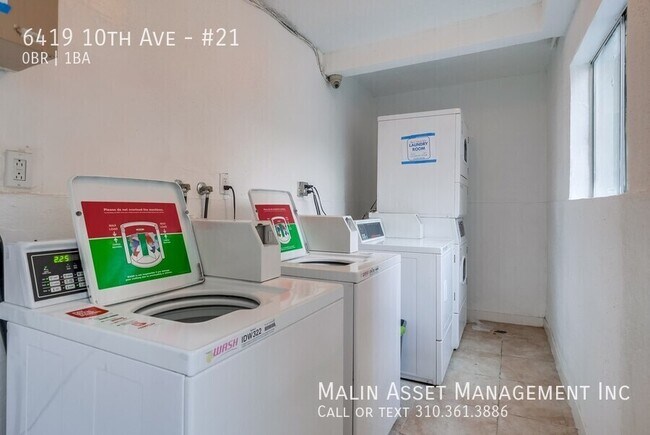 6419 10th Ave in Los Angeles, CA - Foto de edificio - Building Photo