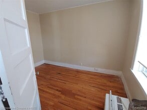 1535 W Canfield St in Detroit, MI - Building Photo - Building Photo