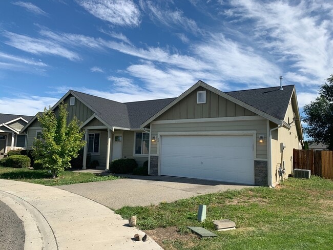 property at 201 Maci Ct