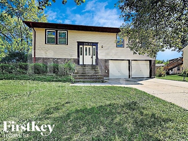 property at 20132 S Kingston Ct