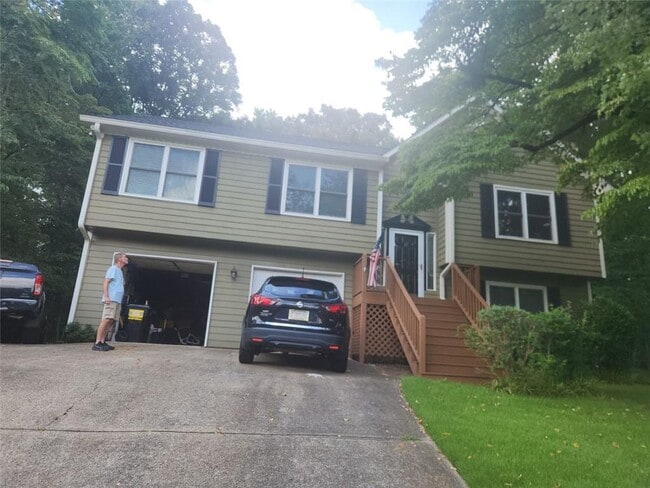 property at 1272 Westover Trace NW