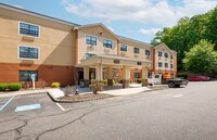 Furnished Studio - Ramsey in Ramsey, NJ - Foto de edificio - Building Photo