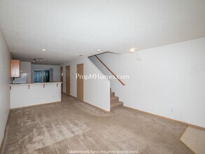 3828 SE 33rd Pl in Portland, OR - Building Photo - Building Photo