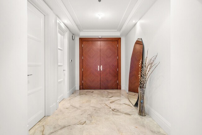 1280 Rue Sherbrooke O in Montréal, QC - Building Photo - Building Photo