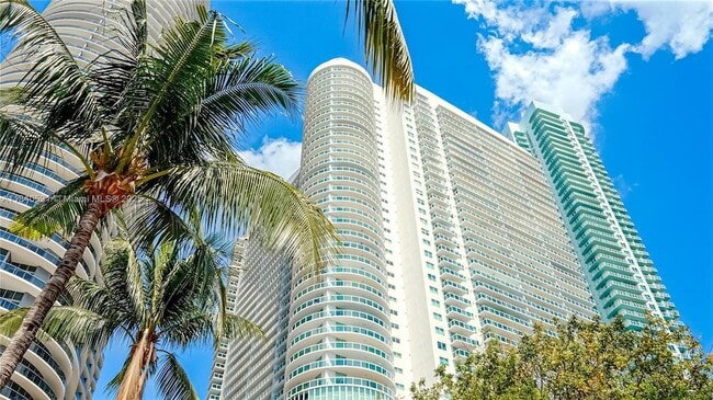 property at 1800 N Bayshore Dr