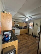 27 Pleasant St in Templeton, MA - Building Photo - Building Photo