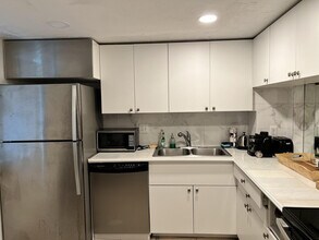 9848 Marina Blvd-Unit -825 in Boca Raton, FL - Foto de edificio - Building Photo