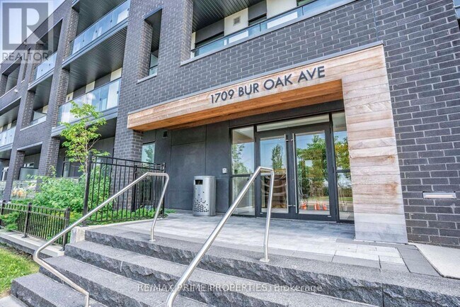 property at 1709-1709 Bur Oak Ave