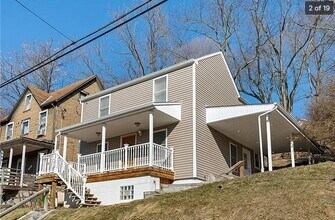 635 Valley St in Oakmont, PA - Building Photo - Building Photo