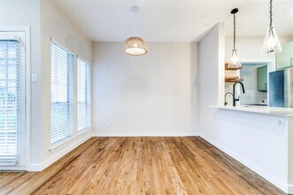 4067 Beltway Dr in Addison, TX - Building Photo - Building Photo