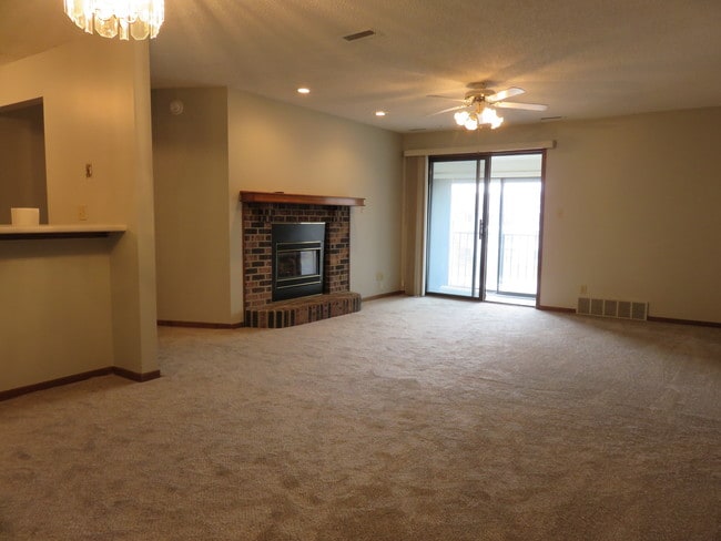 4805 86th St, Unit 29 in Urbandale, IA - Building Photo - Building Photo