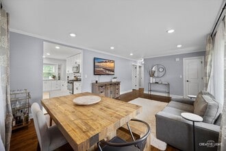 735 Western Ave in Glen Ellyn, IL - Building Photo - Building Photo