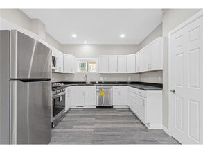 2310 Leona Dr in New Brighton, MN - Building Photo - Building Photo