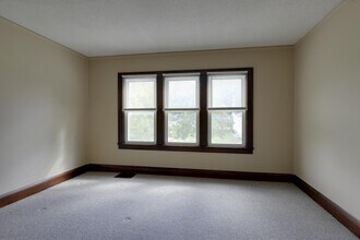 707 Orange Ave E, Unit 2 in St. Paul, MN - Building Photo - Building Photo