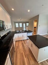 11980 SW 29th St in Miramar, FL - Foto de edificio - Building Photo