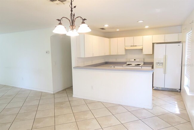 249 Owenshire Cir in Kissimmee, FL - Building Photo - Building Photo