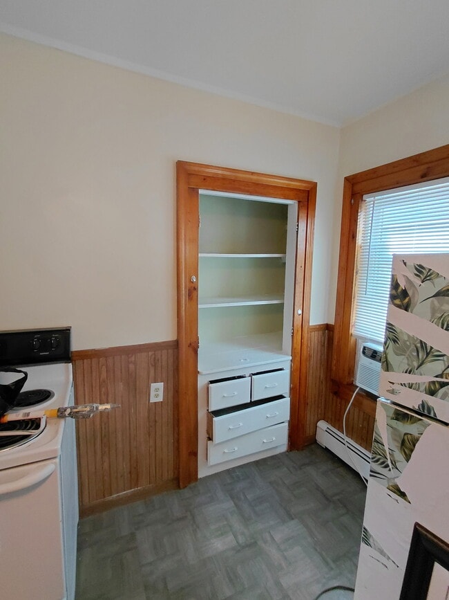 19 Chilmark St, Unit 1 in Worcester, MA - Building Photo - Building Photo