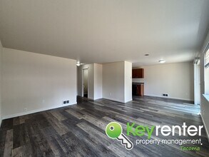 8610 63rd Ave SW in Lakewood, WA - Building Photo - Building Photo