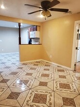911 W Hendricks St in Roswell, NM - Building Photo - Building Photo