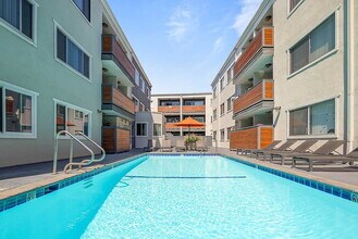 The Village at Toluca Lake in Burbank, CA - Building Photo - Building Photo