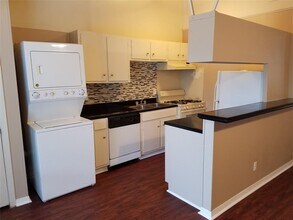 606 W 51st St in Austin, TX - Building Photo - Building Photo