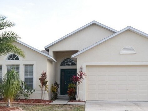 12936 Bridleford Dr in Gibsonton, FL - Building Photo
