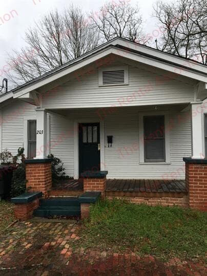 203 S Farmerville St in Ruston, LA - Building Photo - Building Photo