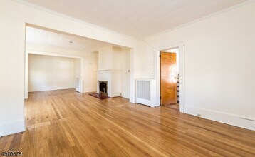 14 Ravine Ave-Unit -1 in Caldwell, NJ - Building Photo - Building Photo