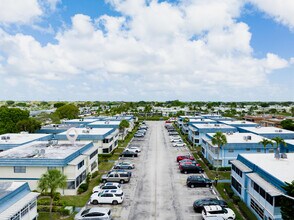 233 Brittany F in Delray Beach, FL - Building Photo - Building Photo