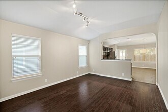 1608 Waxberry Ln in Austin, TX - Building Photo - Building Photo