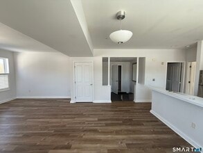 22 Durham Rd in Madison, CT - Building Photo - Building Photo